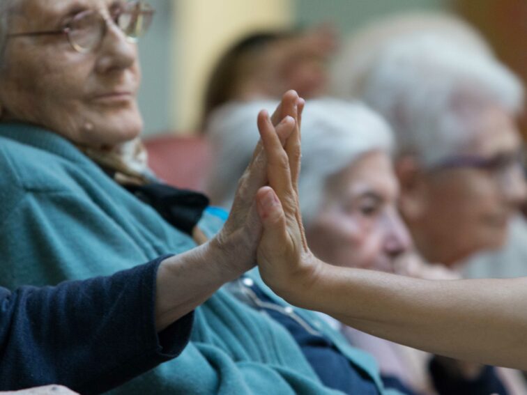 Scoprire la danza in un centro yoga